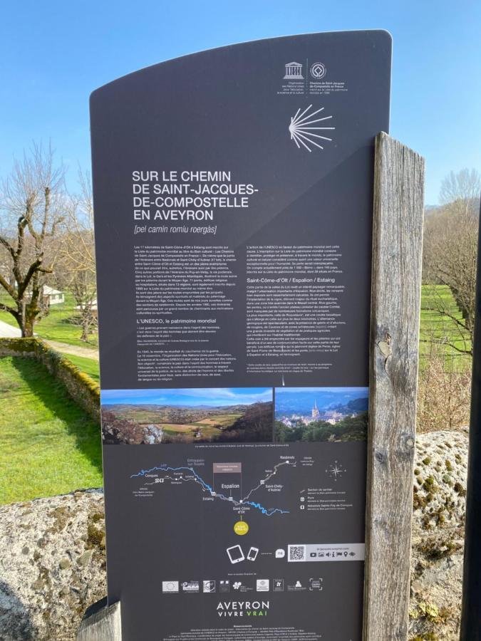 Au Pont D'Olt Hotel Saint-Côme-dʼOlt Eksteriør billede