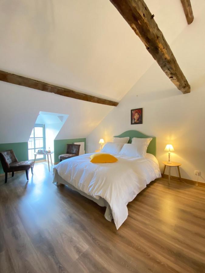 Au Pont D'Olt Hotel Saint-Côme-dʼOlt Værelse billede