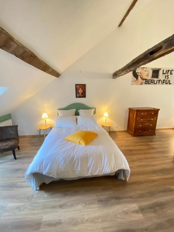 Au Pont D'Olt Hotel Saint-Côme-dʼOlt Eksteriør billede
