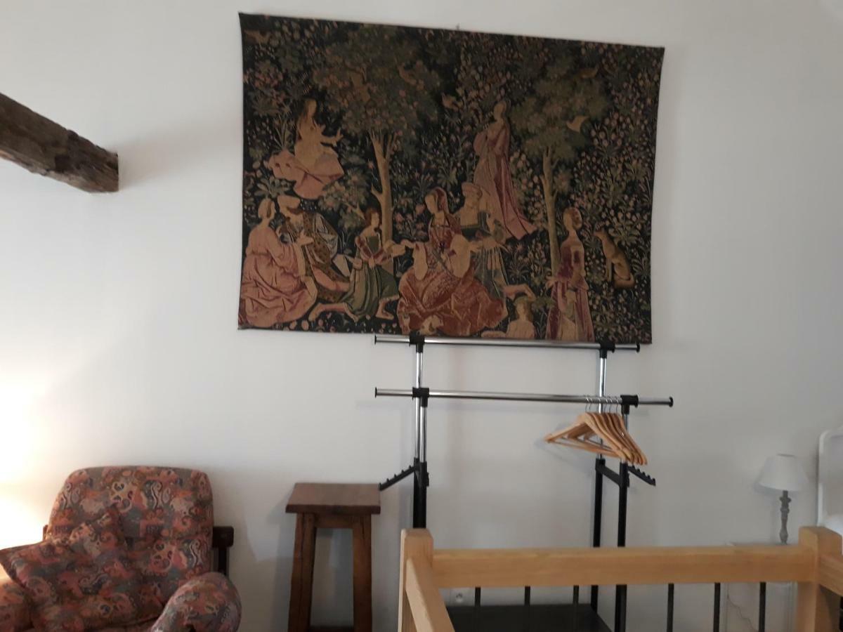 Au Pont D'Olt Hotel Saint-Côme-dʼOlt Eksteriør billede